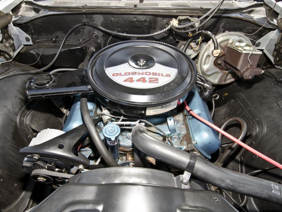  Oldsmobile 442 Holiday Coupe 1970 года  (фото 9 из 12)